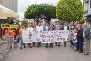 Telde protesta en silencio contra la violencia machista (Foto TA y Francisco Javier Santana)